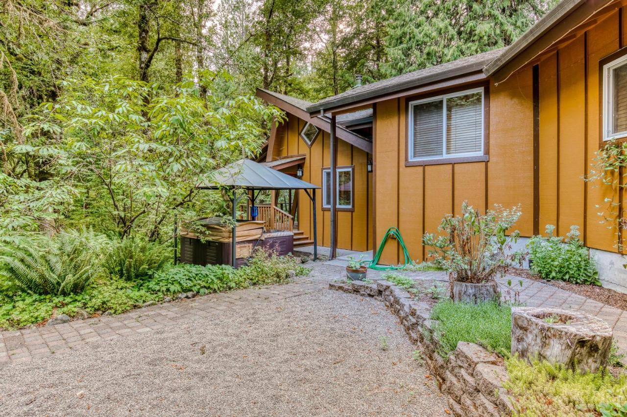 Creekside Cabin Rhododendron Eksteriør billede